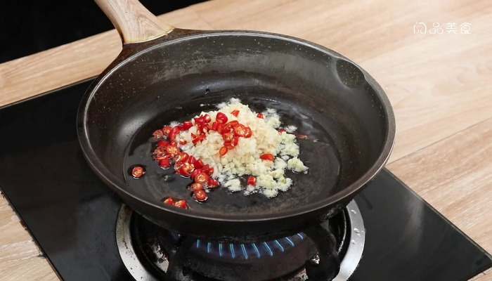 扇贝粉丝蒜蓉做法步骤：7