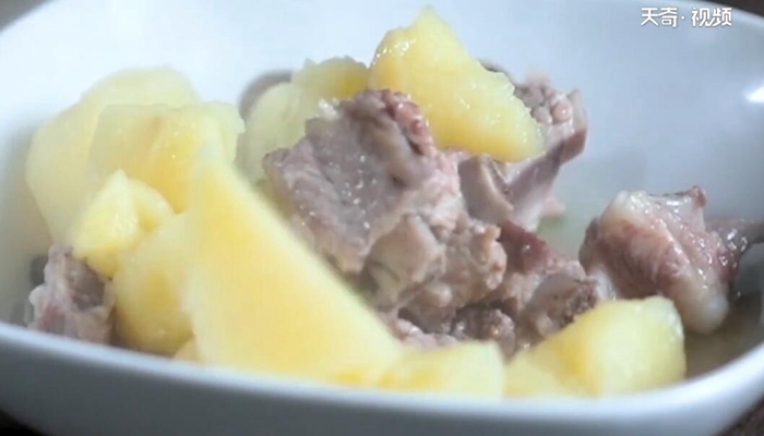 土豆木耳排骨汤做法步骤：10