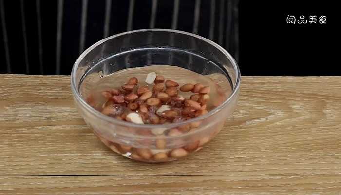 清炖猪蹄汤做法步骤：4