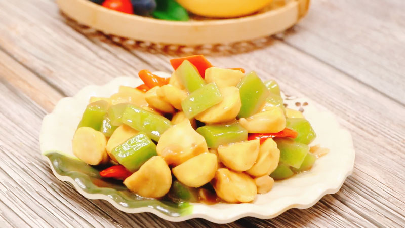 莴笋炒板栗做法步骤：10