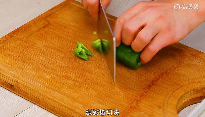 铁板牛肉做法步骤：7