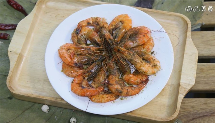 电烤箱烤虾做法步骤：4