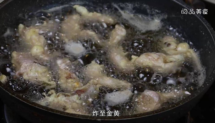 酸辣小酥肉做法步骤：7