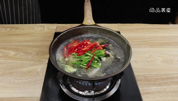 酸辣肚丝汤做法步骤：9