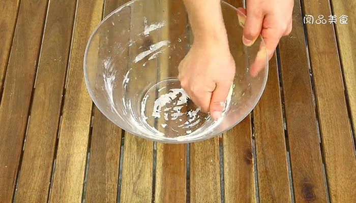 酥皮月饼做法步骤：7