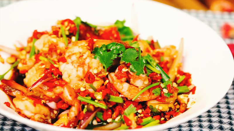 小葱米椒铺盖虾