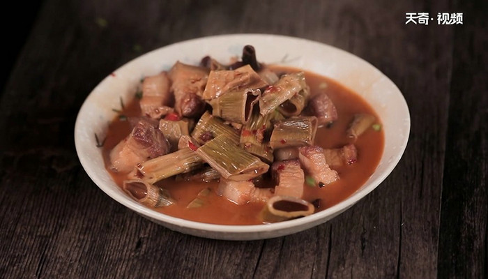 干笋烧五花肉做法步骤：11