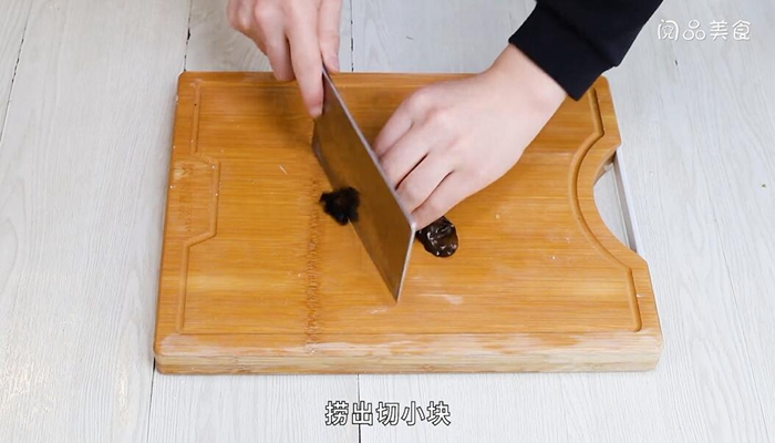 木耳拌黄瓜做法步骤：2