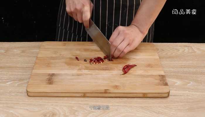 鱼肚炖豆腐做法步骤：6