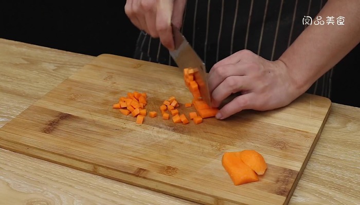 松仁玉米做法步骤：2