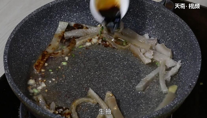 猪皮做法步骤：8