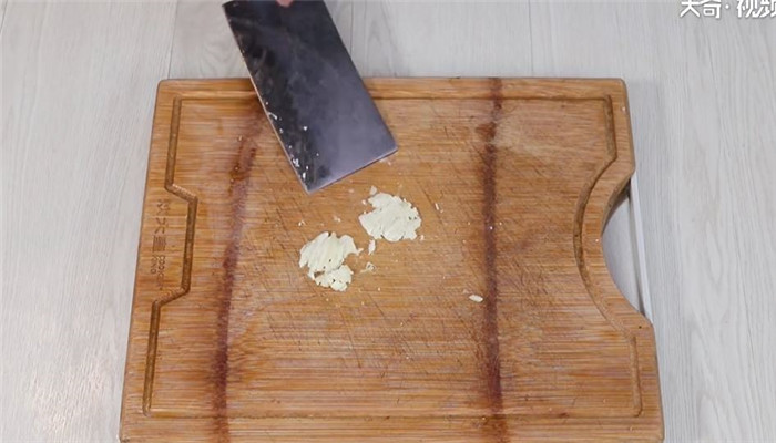 炒扁豆做法步骤：3