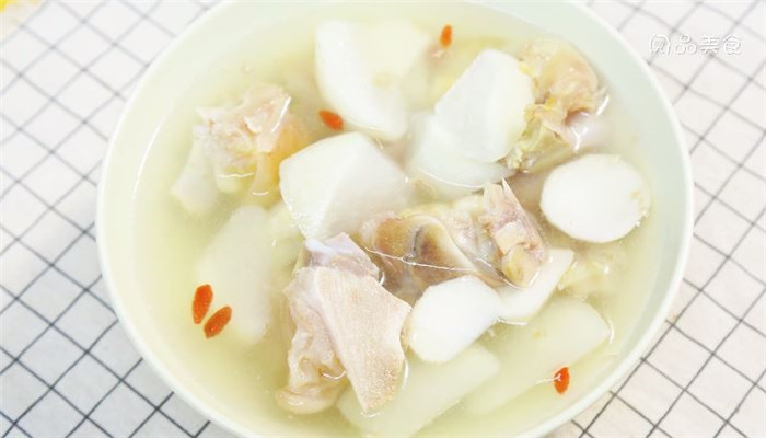 猪脚炖萝卜芋头