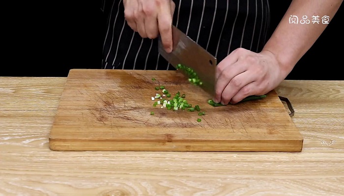 辣拌蕨根粉做法步骤：4