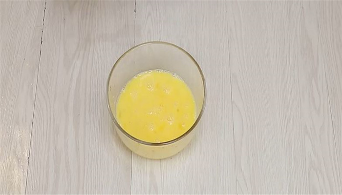 虾仁炒蛋做法步骤：4