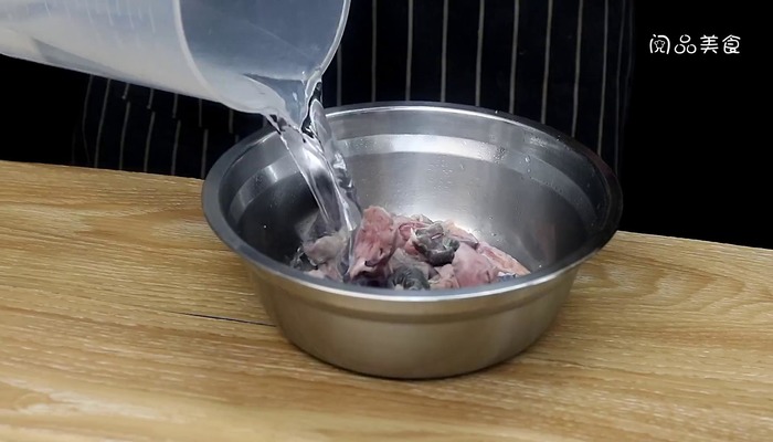 水鱼汤做法步骤：2