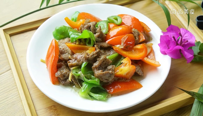 青红椒牛肉做法步骤：9