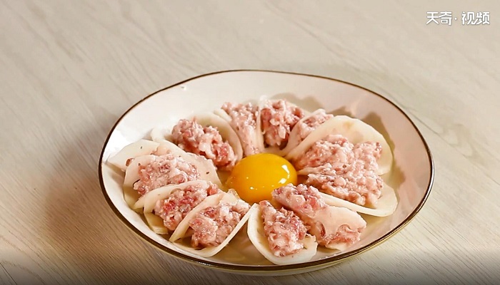 藕蒸肉圆做法步骤：6