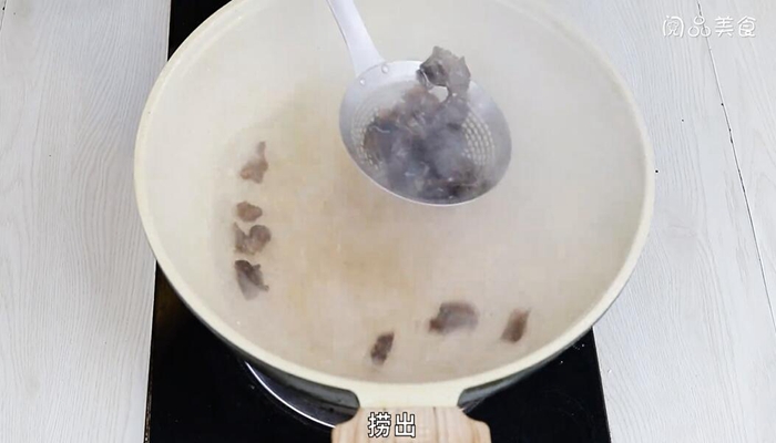 木耳拌黄瓜做法步骤：8