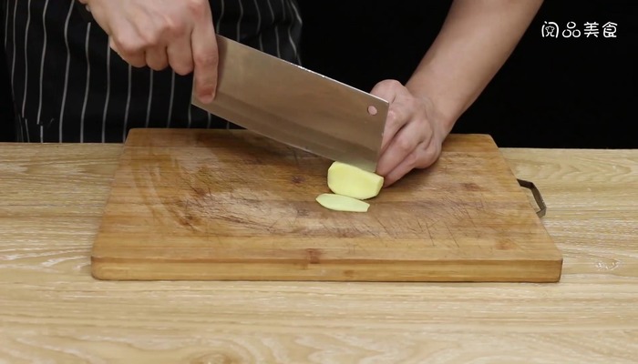 苦瓜炒豆干做法步骤：4