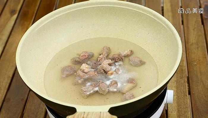 咖喱牛肉做法步骤：8