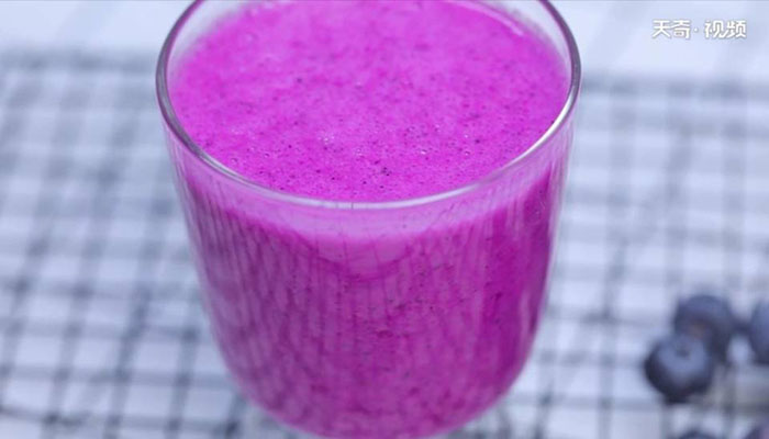 火龙果代餐奶昔