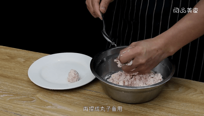 白萝卜豆腐丸子汤做法步骤：6