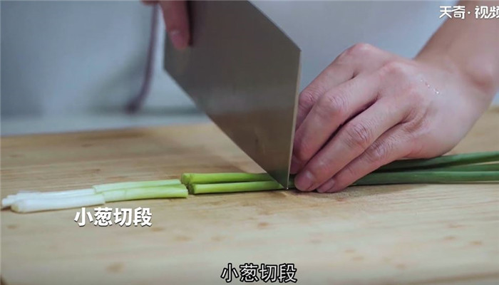 木耳炒牛肉做法步骤：8