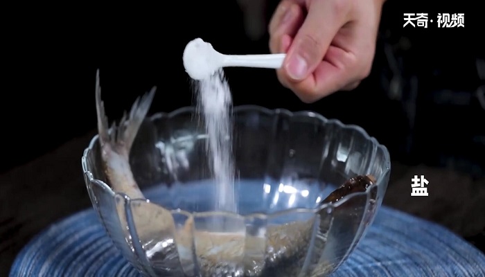 清蒸鲳鱼做法步骤：5