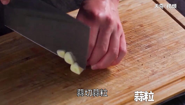 炒梭子蟹做法步骤：5