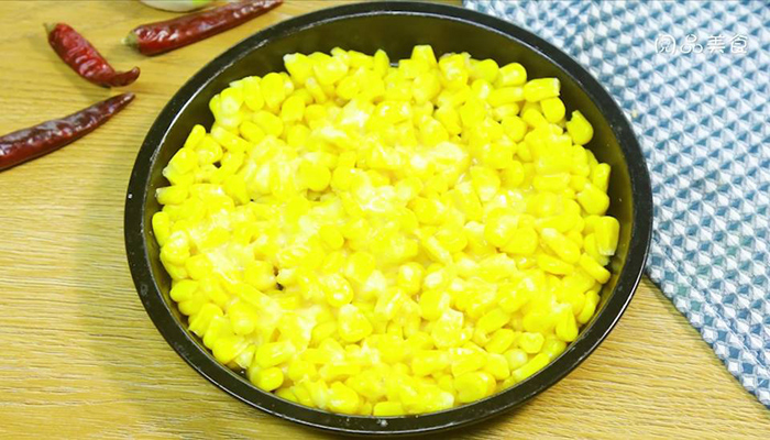 铁板芝士玉米做法步骤：4