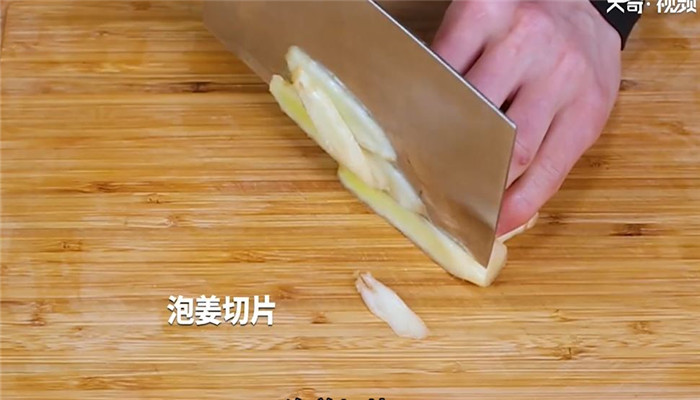 泡椒黄喉做法步骤：4