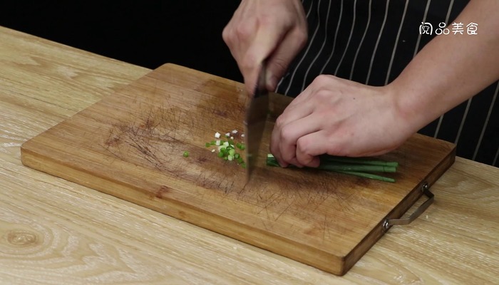 红烧罗非鱼做法步骤：5