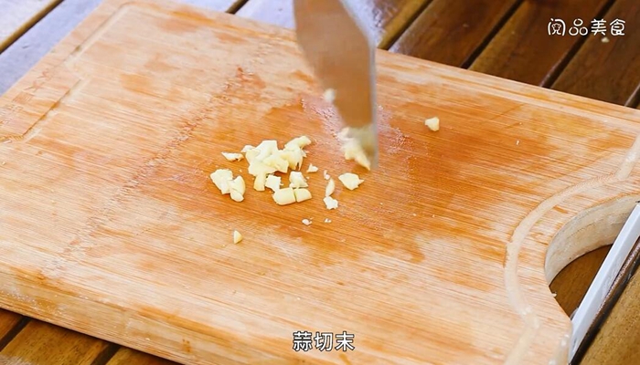 麻辣凉拌豆干串做法步骤：5