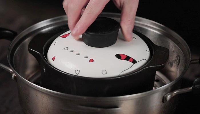 糖醋蒜做法步骤：7