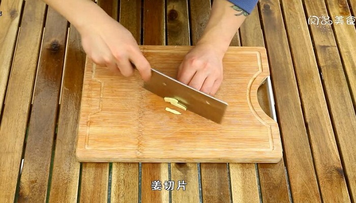 竹荪排骨汤做法步骤：6