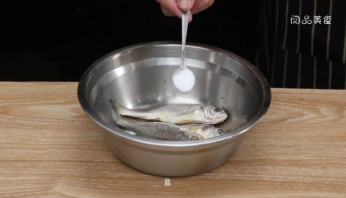 黄鱼汤做法步骤：6