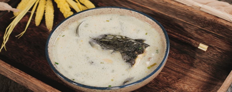 不管煮什么鱼汤，牢记这3点，鱼汤奶白鲜美，香浓没腥味