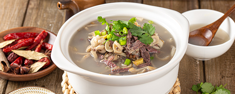 羊肉汤怎么炖才白