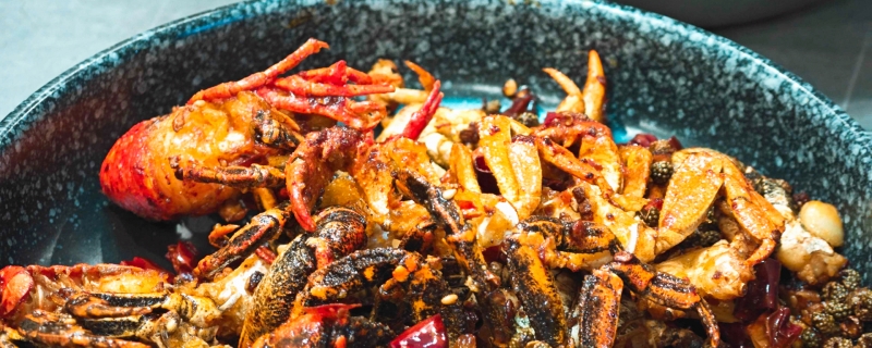 螃蟹喜欢吃什么食物