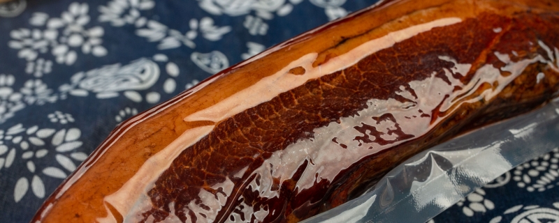 腌腊肉十斤肉放多少盐