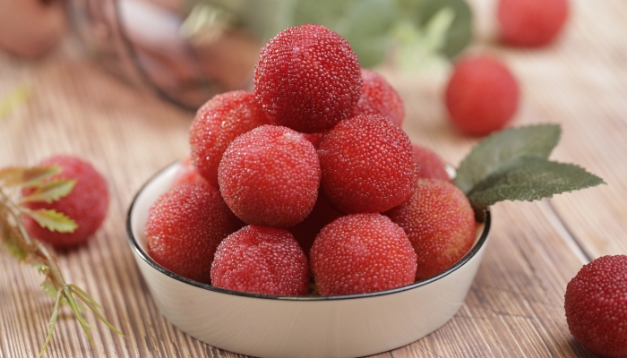 杨梅和什么一起吃有好处