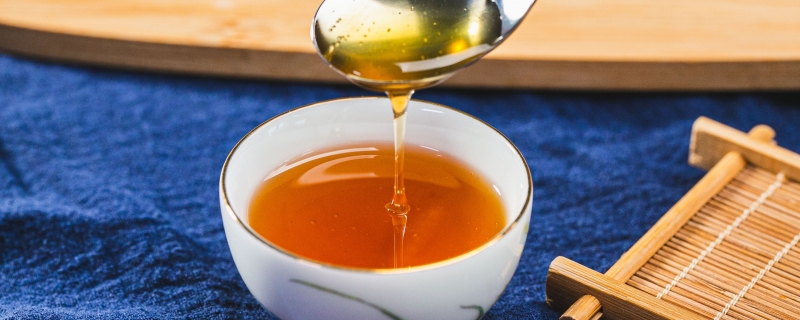 蜂蜜不能和什么食物一起吃