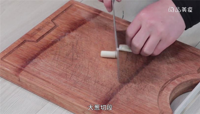 泡椒柠檬鸡爪做法步骤：2