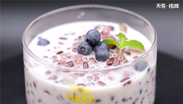 红豆薏米牛奶粥