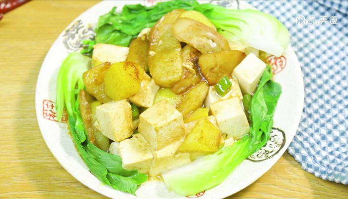 土豆茄子炖豆腐做法步骤：9