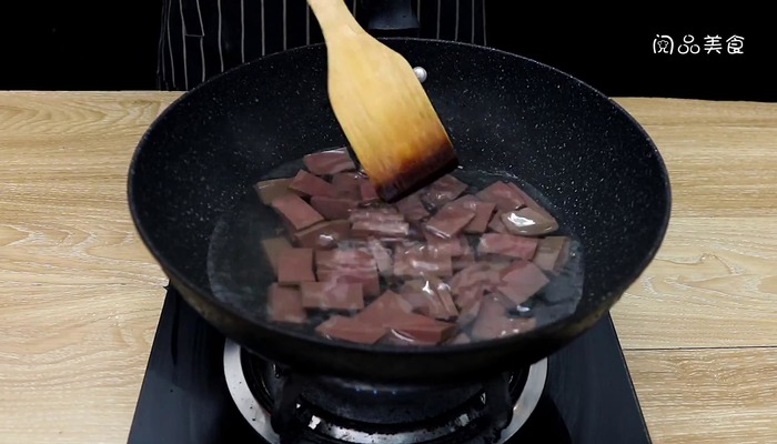 猪血炒豆干做法步骤：19