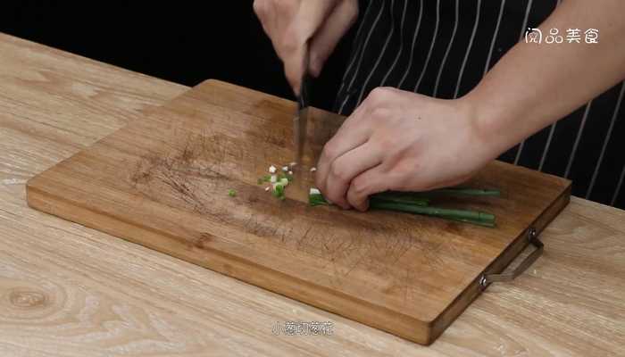 红烧鸡翅根做法步骤：5