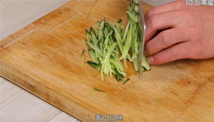 脆皮鸡拌饭做法步骤：3