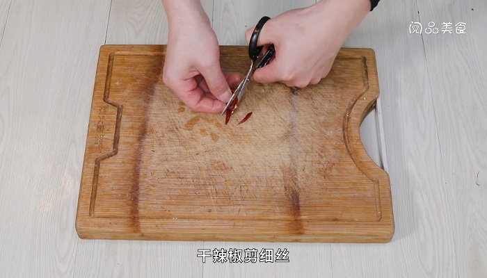 猪腱子怎么炒做法步骤：7